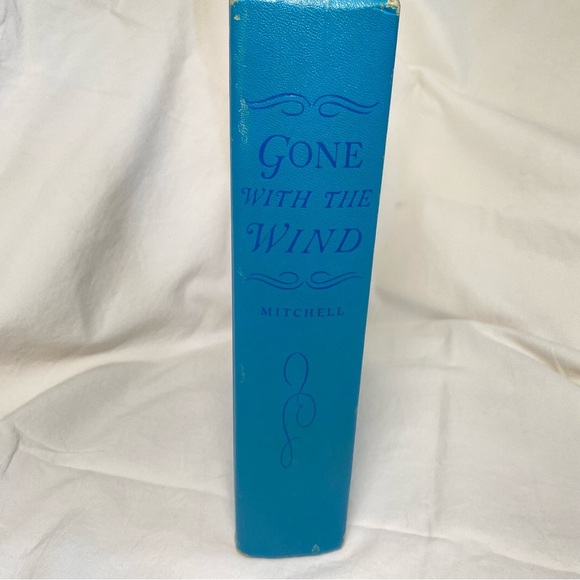 Classic ‘Gone with the Wind' Book by Margret Mitchell. 1954 Book Club Edition - Picture 1 of 11